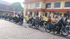 Polisi di Pasuruan Jualan Kopi Keliling Gratis, Untuk Apa?