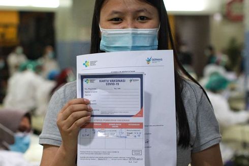 [POPULER NUSANTARA] Rencana Pemerintah Jadikan Kartu Vaksin Syarat ke Tempat Umum | Nenek Penjual Ubi Tertipu Uang Palsu