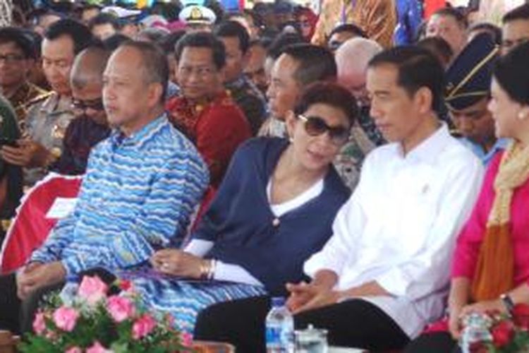 Presiden Joko Widodo di Hari Nusantara 2014 di Pulau Laut, kabupaten Kotabaru, Kalimantan Selatan, Senin (15/12/2014).