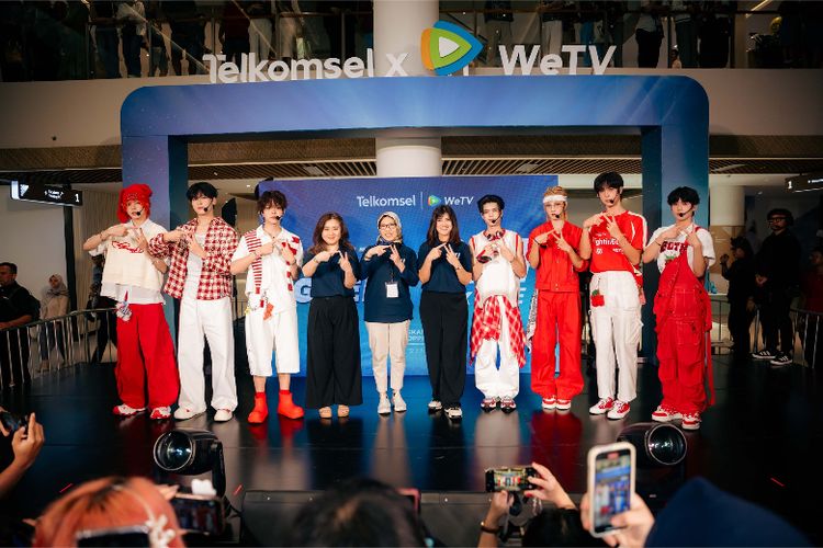 Sebagai bentuk apresiasi kepada pelanggan, Telkomsel dan WeTV juga berhasil mengadakan sesi meet and greet bersama boy group asal Thailand, Next1de, bersama 300 pelanggan.