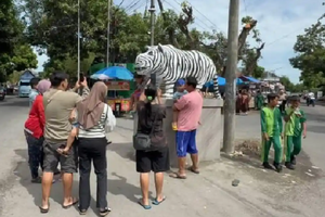 Patung Macan 'Gemoy' di Kediri Buat Desa Balongjeruk Kediri Jadi Lokasi Wisata