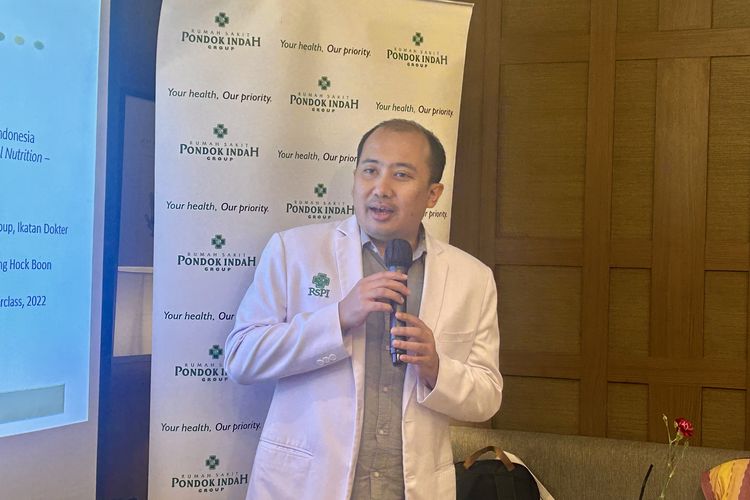 Dokter Spesialis Anak Subspesialis Gastrohepatologi dr. Himawan Aulia Rahman, Sp. A, Subsp. G.H  dalam Media Discussion bersama RS Pondok Indah Group di Bouclette Deli, Jakarta Pusat, Rabu (18/6/2025).