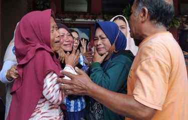 Ibu Berhubungan Badan Dengan Anaknya