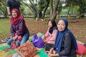 Mengenang Masa Lalu, Lansia Asal Bogor Ajak Keluarga Piknik ke Taman Margasatwa Ragunan