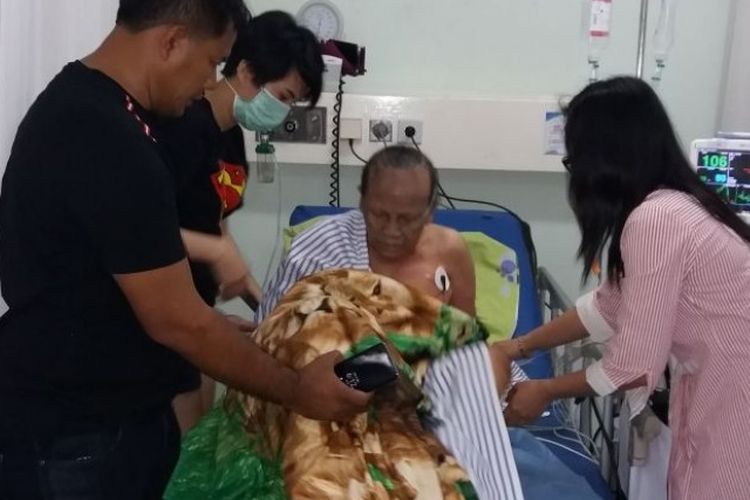 Rukiah (65) mengalami luka bakar akibat ledakan tabung gas mililnya pada Kamis (31/5/2018) di rumahnya kawasan Tambora, Jakarta Barat. 