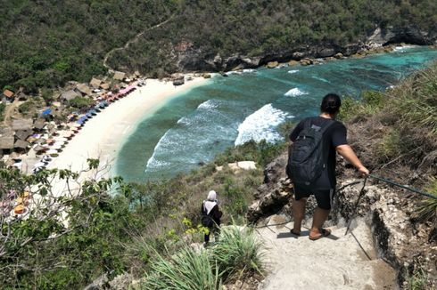 Atuh Beach, Keindahan Tersembunyi di Nusa Penida Bali  
