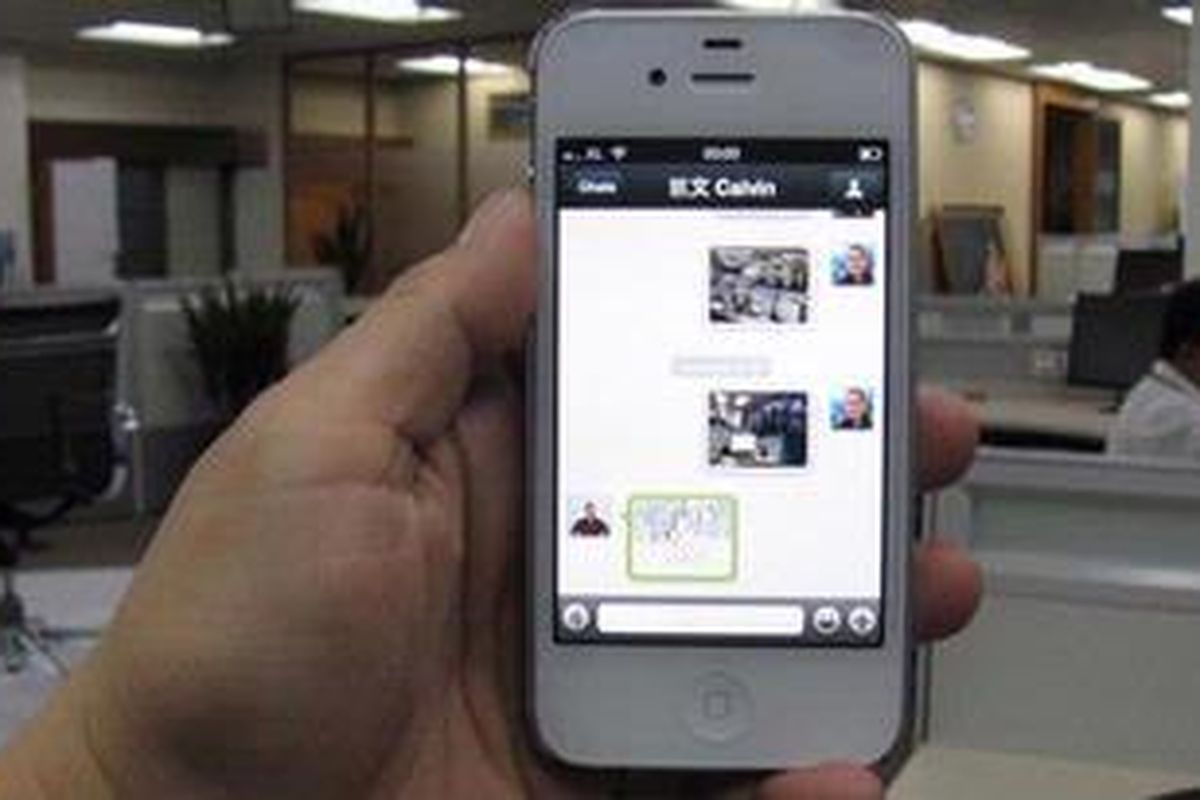Aplikasi chatting asal China, WeChat, makin populer. Dengan beragam fitur multimedia yang canggih, WeChat sudah menjangkau lebih dari 100 juta pengguna berbagai negara. 
