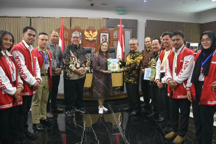 Pertemuan Badan Bahasa, Kemendikbud Ristek, dengan Deputi V Kantor Staf Presiden (KSP) pada Jumat (7/7/2023) yang bertema Perkembangan Peningkatan Literasi di wilayah Papua dan Pelestarian Bahasa Daerah di Papua.