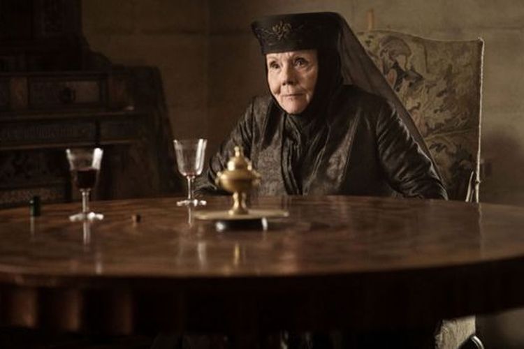 Diana Rigg sebagai Lady Olenna Tyrell dalam serial Game of Thrones