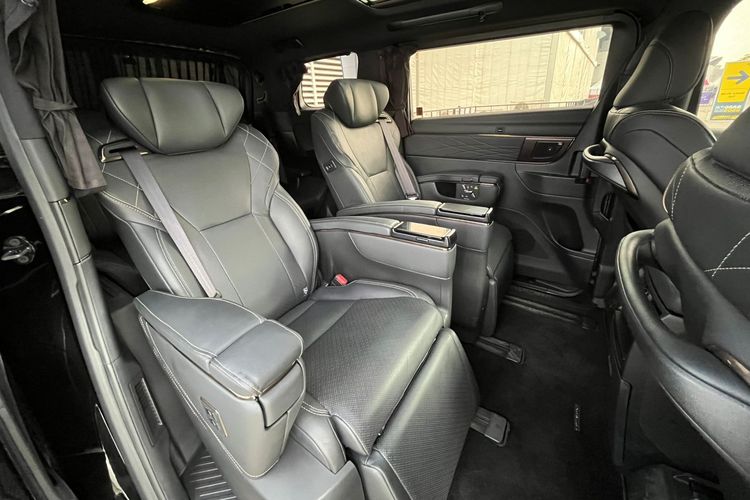 Toyota Alphard Hybrid