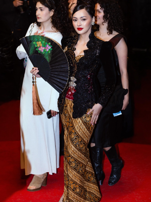 Gaya Raline Shah hingga Kamila Andini di Cannes Film Festival 2026 curi perhatian, dari glamor klasik sampai modest chic.