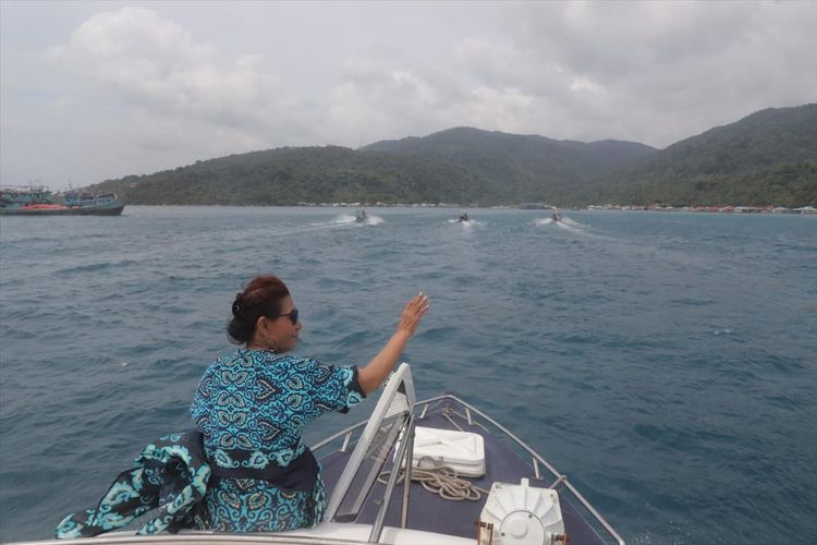 Menteri Kelautan dan Perikanan Republik Indonesia, Susi Pudjiastuti mengatakan bahwa Indoneaia merupakan negara terbesar kedua setelah Cina dalam hal penyumbang sampah laut di dunia.