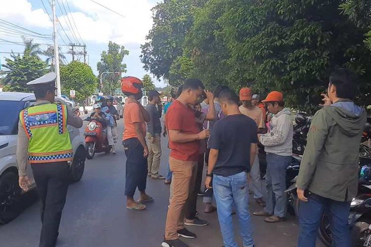 Penertiban jukir liar oleh polisi di kawasan Tins Retail, Pangkal Pinang, Selasa (7/1/2020