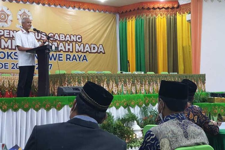 Gubernur Jawa Tengah, Ganjar Pranowo di GOR Universitas Malikussaleh, Aceh Utara, Sabtu (9/4/2022)