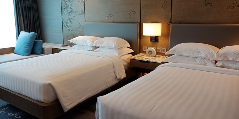 Double bed di Yogyakarta Marriott Hotel, yang menggunakan standar ukuran 160 x 200 centimeter.
