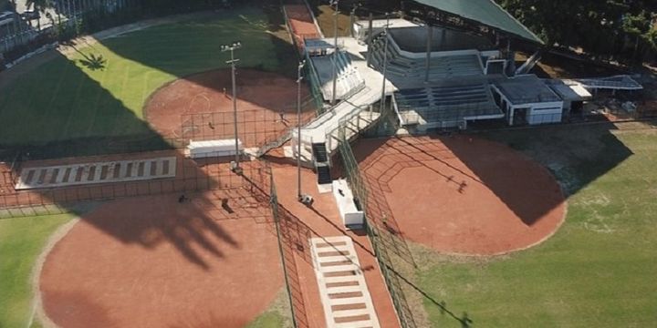 Lapangan softball di Kompleks Gelora Bung Karno (GBK) Jakarta.