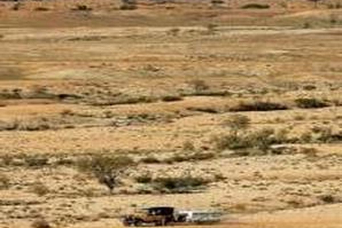 Tetua Aborigin Australia  tewas kepananasan di dalam mobil van penjara di bawah terik matahari dalam perjalanan dari kota pertambangan Laverton ke Kalgoorlie.