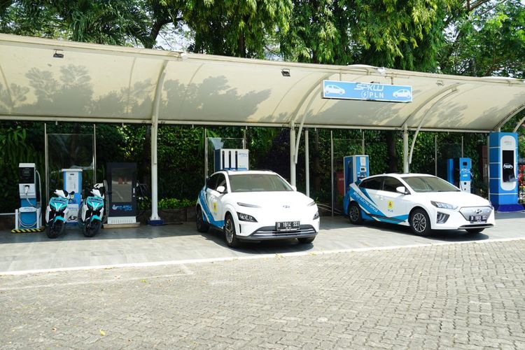 Peralihan Era Elektrifikasi Kendaraan di Indonesia Bakal Alamiah