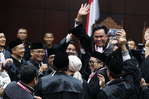 Yusril: Yang Penting, MK Tolak Permohonan Prabowo-Sandiaga Seluruhnya...