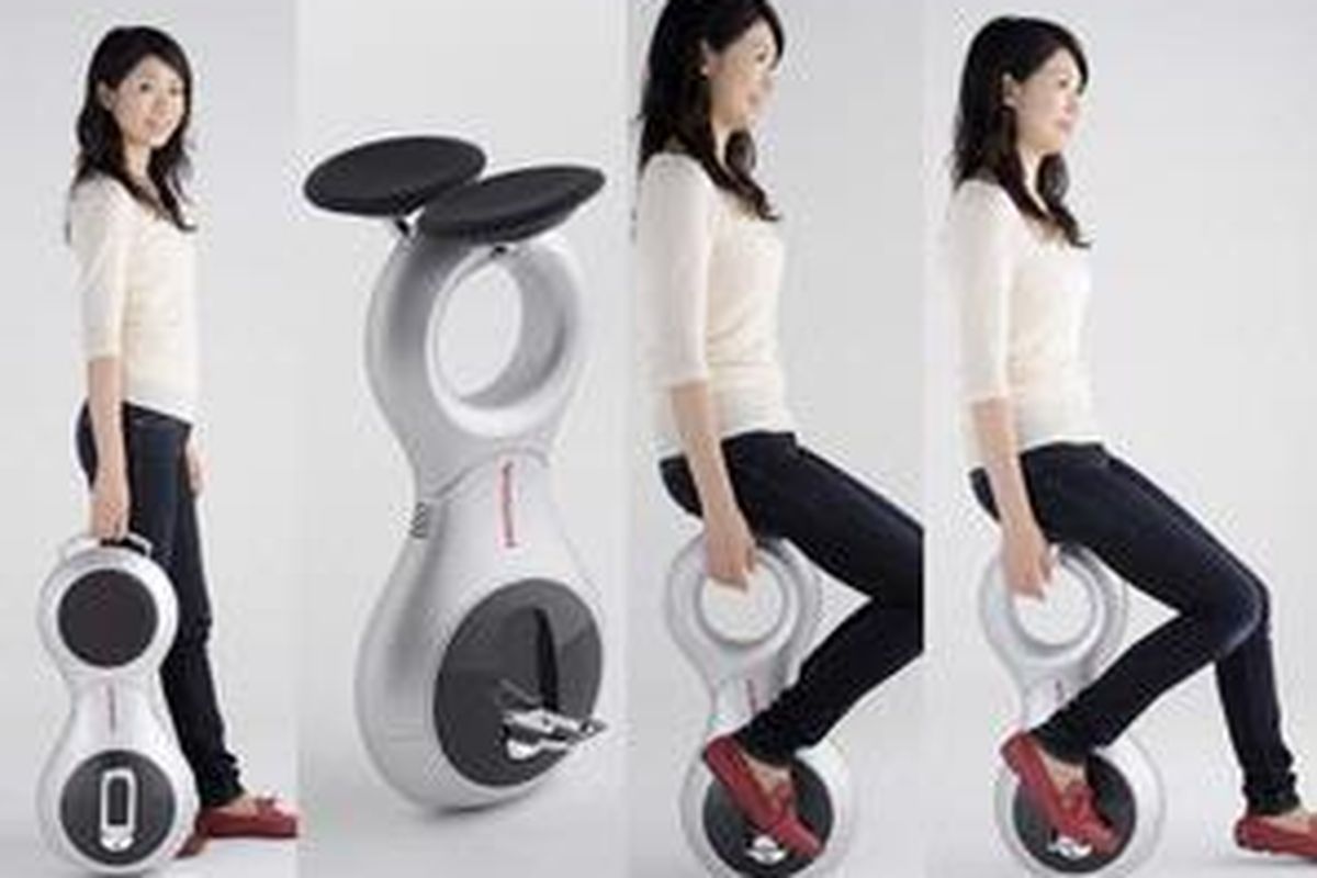 U3-X atau sepeda listrik satu roda yang gampang dibawa. Selain sebagai transportasi juga busi buat kursi!