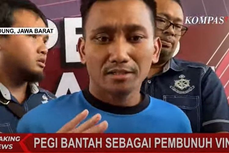 Pegi Setiawan membantah terlibat pembunuhan Vina dan Eky. Momen ini terjadi usai polisi menggelar konferensi pers di Polda Jawa Barat, Bandung, Minggu (26/5/2024).