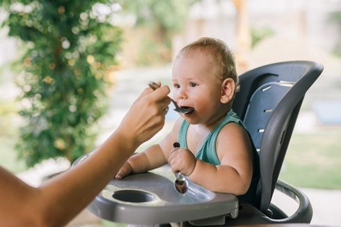 Orang Tua Baru? Kenali 7 Tanda Bayi Mulai Lapar