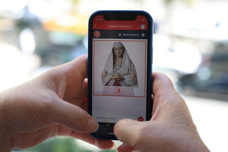 Perdana Menteri Albania mengumumkan pada 11 September 2025 bahwa avatar kecerdasan buatan Diella akan menjadi menteri kabinet AI pertama yang diciptakan secara virtual dan akan bertanggung jawab atas pengadaan publik dalam upaya untuk mengurangi korupsi. 