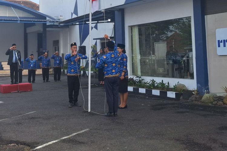 Update: RRI Jember Batalkan Pengurangan Gaji Tenaga Honorer