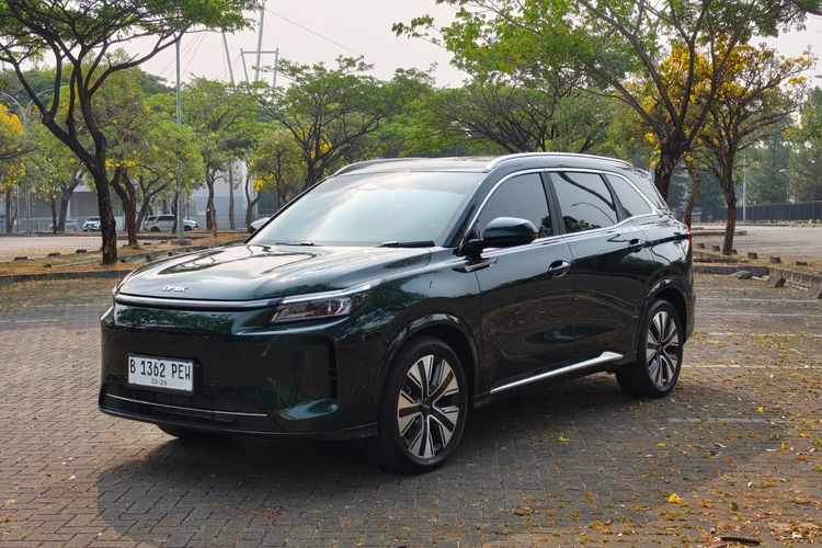 Mengenal Desain DFSK E5 Plus: SUV PHEV Mewah Tanpa Plastik Hitam