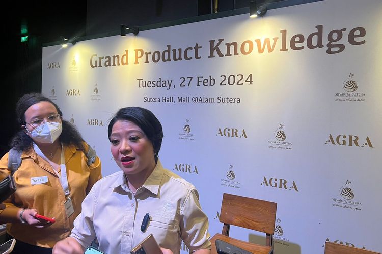 Marketing & Sales Director Suvarna Sutera Henny Meyliana di konferensi pers Grand Product Knowledge Agra di Alam Sutera, Tangerang, Selasa (27/2/2024).