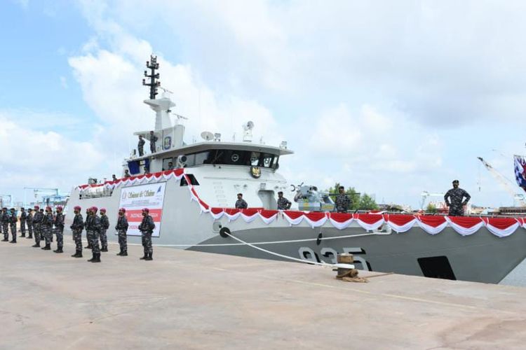  KRI Pollux-935, kapal perang baru milik TNI AL.