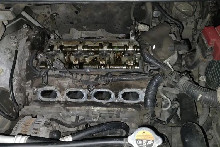 Penampakan Camshaft Grand Livina