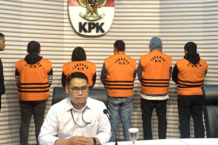 Fakta-fakta KPK OTT Kadis PUPR Sumut, Gubernur Bobby Bakal Dipanggil?