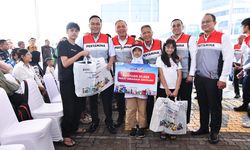 Jelang Tahun Ajaran Baru, Pertamina Salurkan Ribuan Paket Seragam Sekolah