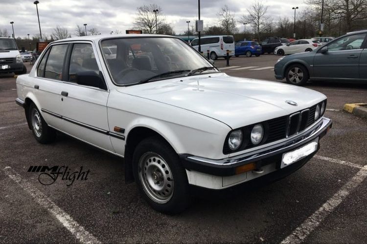 BMW E30