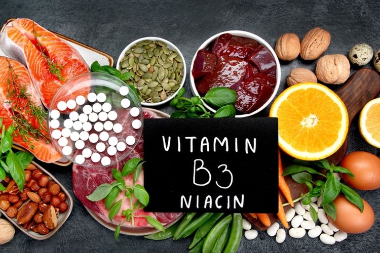 Vitamin B3 yang jamak ditemukan pada dada ayam, daging unggas, dan kacang-kacangan, ternyata dapat memberi berbagai manfaat bagi tubuh manusia. 