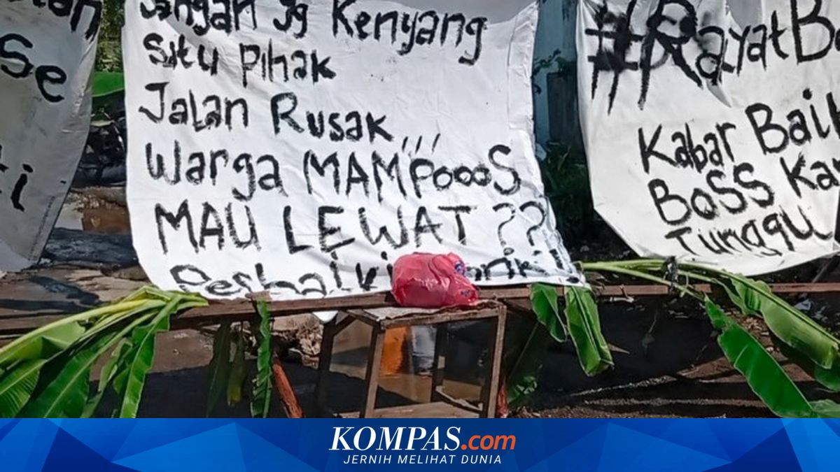 Jalan dan Drainase Rusak Bertahun-tahun, Emak-emak di Medan Tembung Blokade Akses