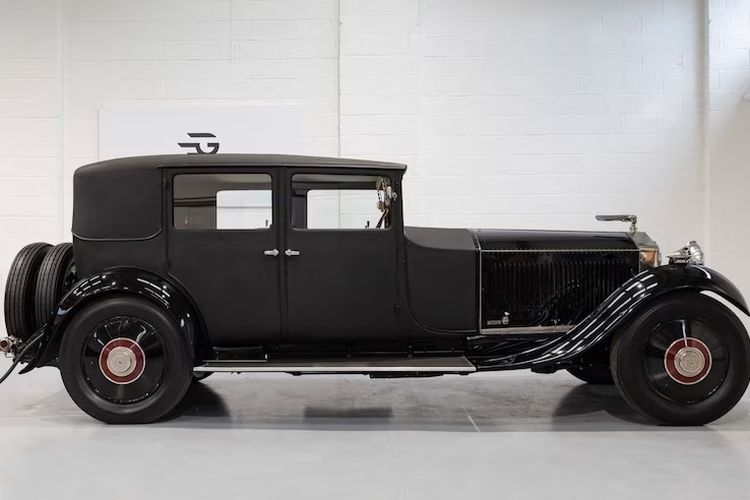 Mobil klasik Rolls-Royce Phantom II 1929 miliki Jason Momoa dikonversi menjadi mobil listrik oleh Electrogenic