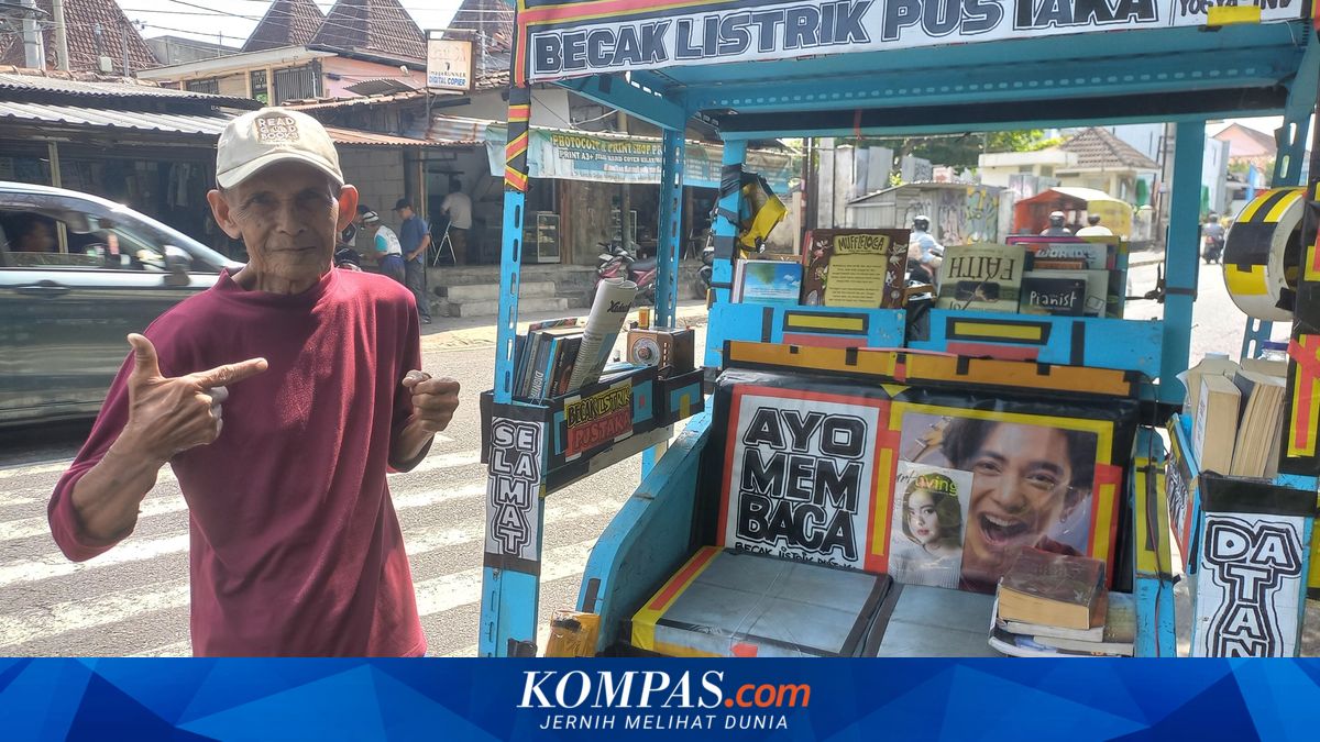 Kisah Pensiunan ASN di Jogja Jadi Tukang Becak Pustaka, Bikin Penumpang Asyik Baca Buku