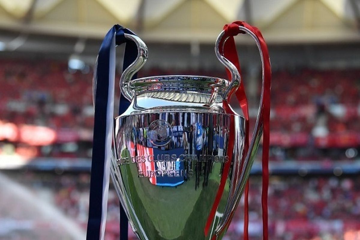 Trofi Liga Champions ditampilkan sebelum dimulainya pertandingan final Liga Champions antara Liverpool vs Tottenham Hotspur di Stadion Wanda Metropolitano di Madrid pada 1 Juni 2019.