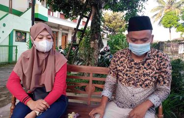 Sebar Foto Bugil Jadi Alat Teror Pinjol pada 2 Korbannya Guru ...