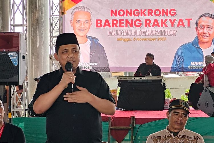 Wakil Ketua TPN Ganjar Pranowo-Mahfud MD, Komjen Pol (Purn) Gatot Eddy Pramono di Cilincing, Jakarta Utara menghadiri acara Nongkrong Bareng Rakyat, Minggu (5/11/2023).