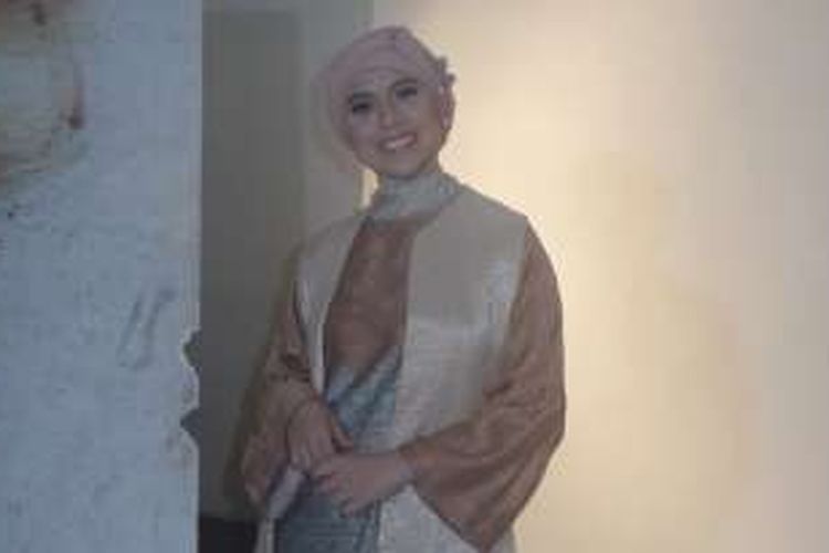 Nycta Gina usai pemotretan di studio Kolbano, Tebet, Jakarta Timur, kamis (29/12/2016).