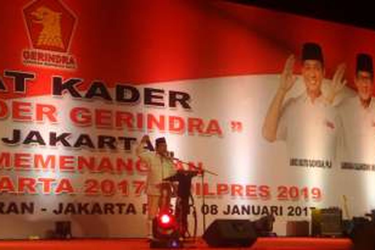 Ketua Umum Partai Gerindra Prabowo Subianto saat memberikan pengarahan kepada kader Gerindra di JIExpo, Jakarta Pusat, Minggu (8/1/2017)