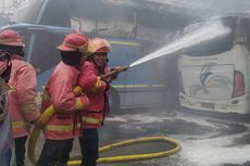 Bengkel di Bali Terbakar, 5 Bus dan 1 Sepeda Motor Hangus