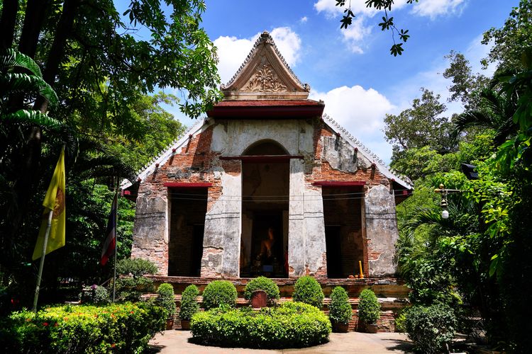 Wat Mae Nang Pleum di Ayutthaya, Thailand, yang dikunjungi Lisa Blackpink.