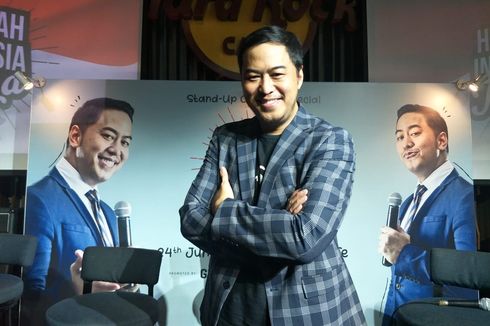 Pandji Pragiwaksono Ingin Lebih Dikenal sebagai Stand Up Comedian