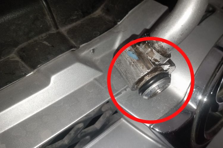 Seal O-Ring, cincin perapat pada sambungan saluran AC mobil