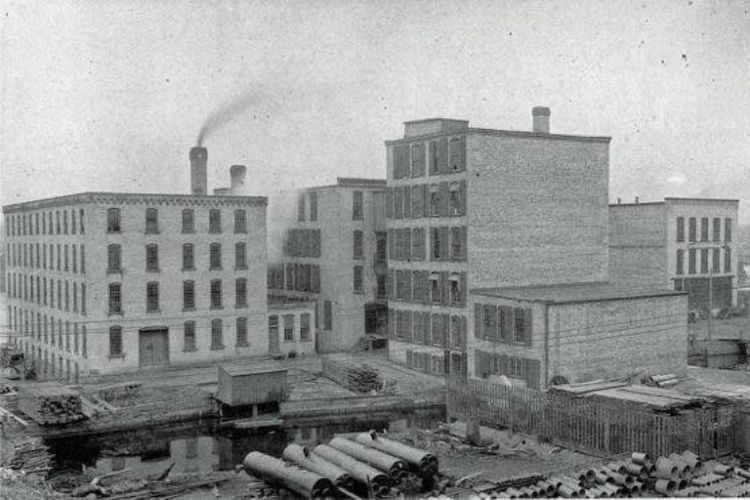 Pabrik pertama Bissell Company di Michigan Avenue. (Twitter/GR Womens History)