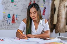 Mencoba Kreasi yang Menghasilkan Cuan, Ini 7 Cara Memulai Bisnis Baju dengan Desain Sendiri
